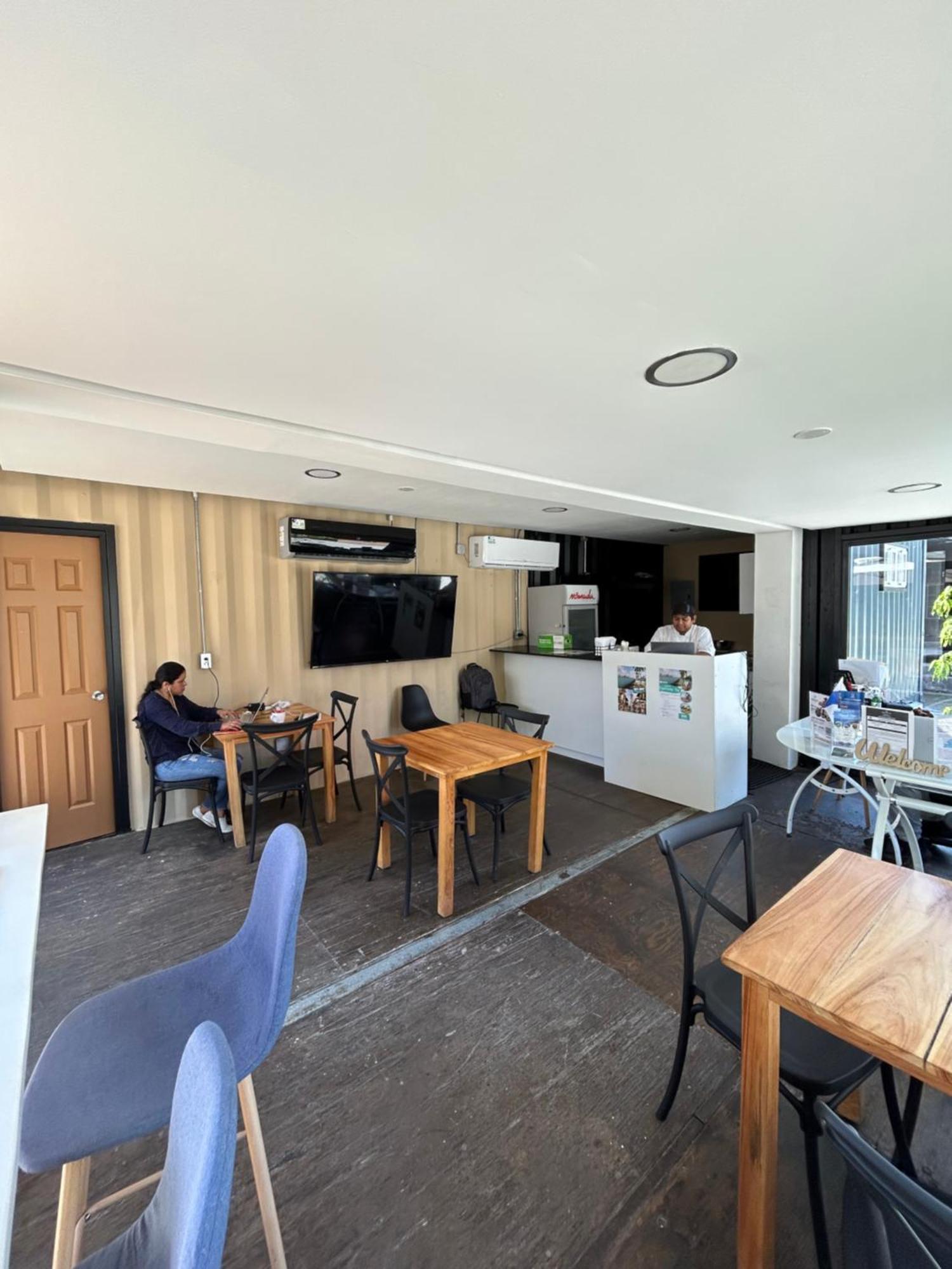 Nomada Republic Aparthotel 3*